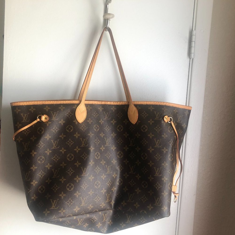 AUTHENTIC louis vuitton Neverfull GM